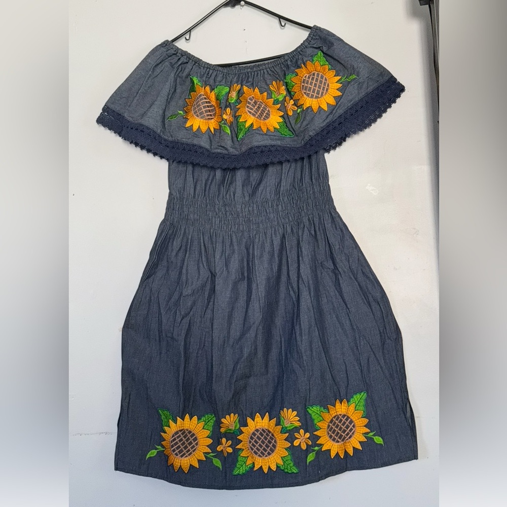 MWOT- Artisanal  dress Embroidered dress with Sunflower Design.